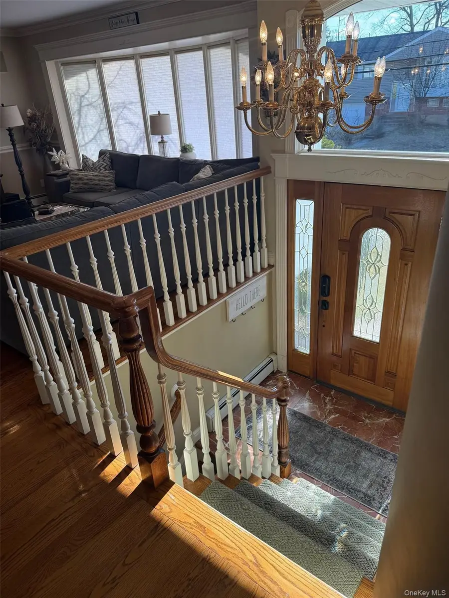 53 Page Drive, Hicksville, NY 11801 - Image #2