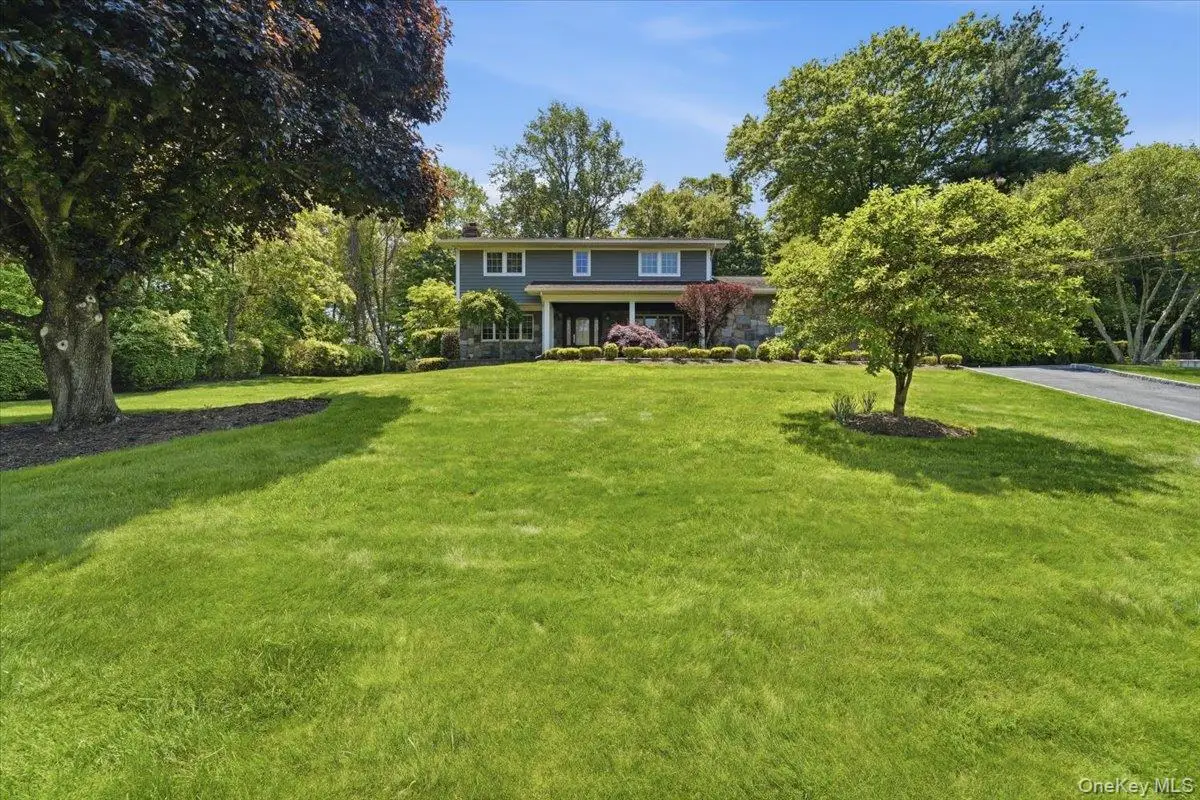 10 Foxwood Lane, Thornwood, NY 10594 - #1