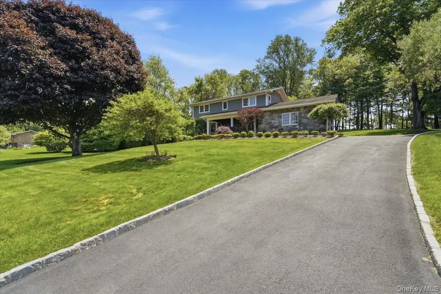 10 Foxwood Lane, Thornwood, NY 10594 - #3
