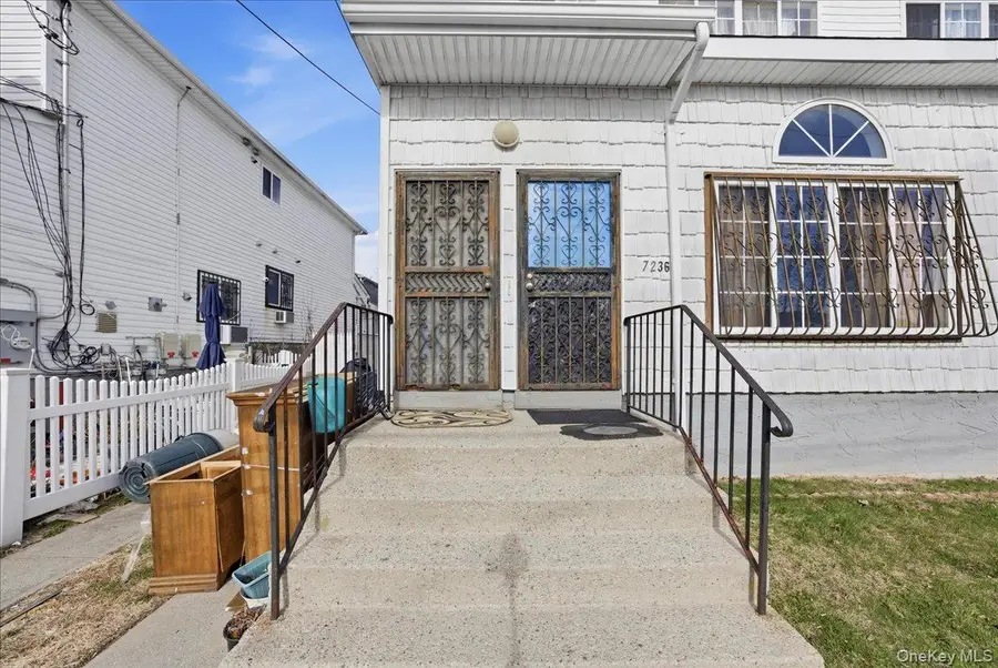 72-36 Almeda Avenue, Arverne, NY 11692 - Image #3