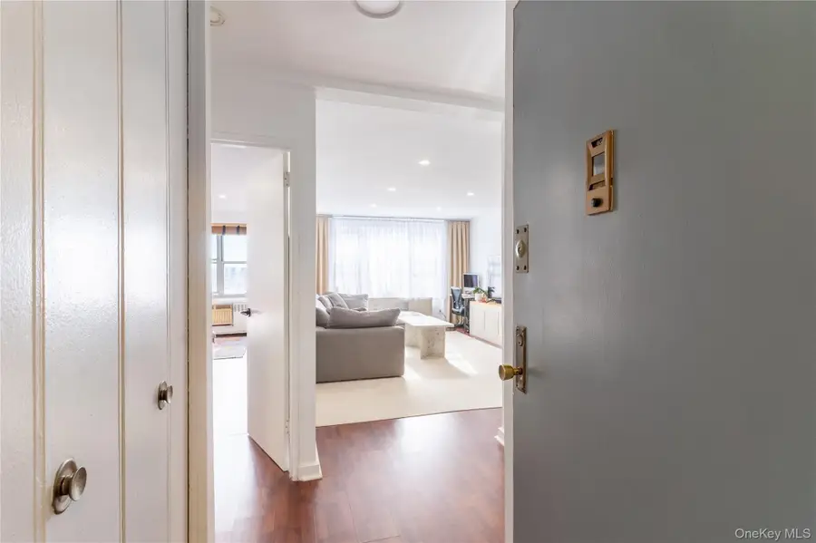 16 Lake Street #6G, White Plains, NY 10603 - Image #3