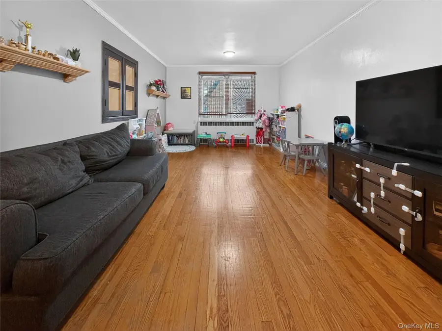 65-70 Booth Street #6F, Rego Park, NY 11374 - Image #3