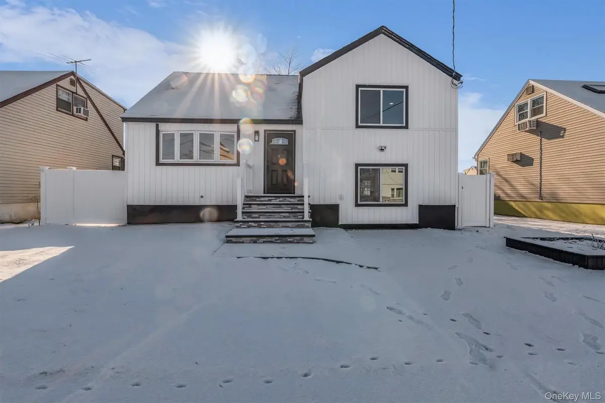 39 Layton Street, Freeport, NY 11520 - Image #1