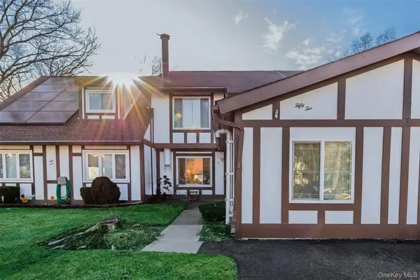 52 Briar Hill Court, Middle Island, NY 11953