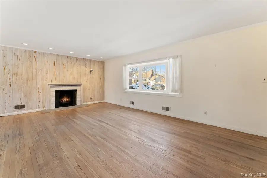 67 Atherstone Road, Scarsdale, NY 10583 - Image #3