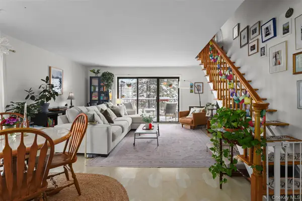 605 Kemeys Avenue #605, Briarcliff Manor, NY 10510