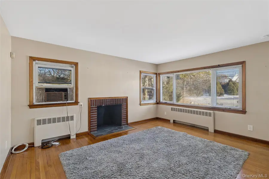 21 Parsnip Pond Road, Lake Grove, NY 11755 - Image #3