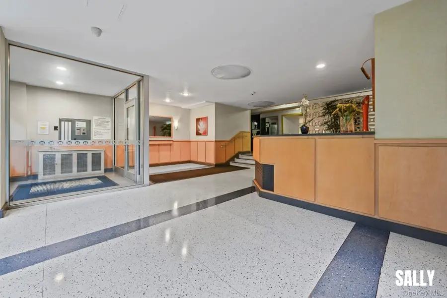 138-10 Franklin Avenue #2L, Flushing, NY 11355 - Image #3