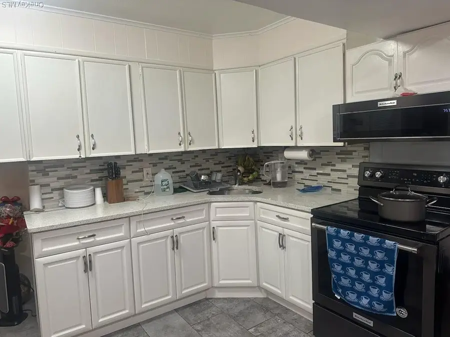 19 Hewes Street, Brentwood, NY 11717 - Image #3