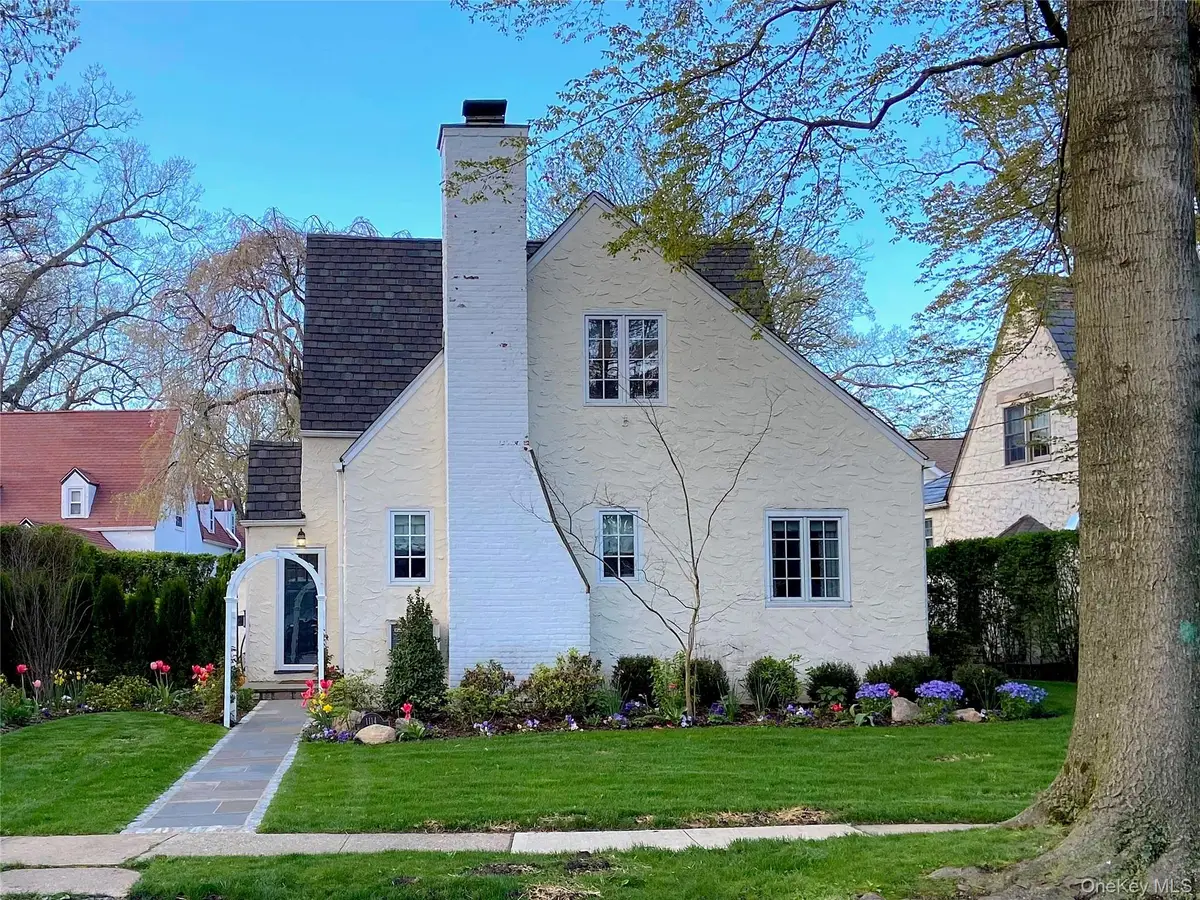 1114 Washington Avenue, Pelham, NY 10803 - #1