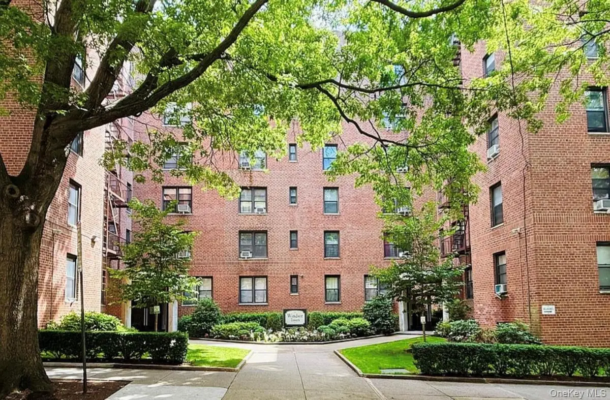 2 Windsor Terrace #4C, White Plains, NY 10601 - Image #1