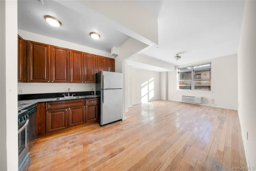 14-34 110th Street #5C, College Point, NY 11356 - Image #3