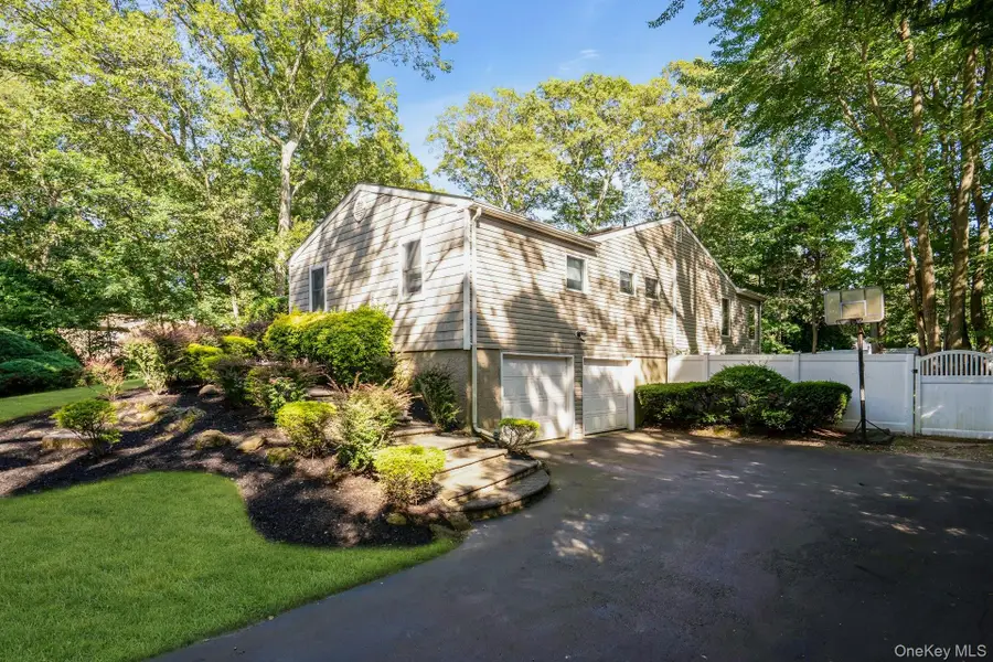 48 Randolph Drive, Dix Hills, NY 11746 - Image #2