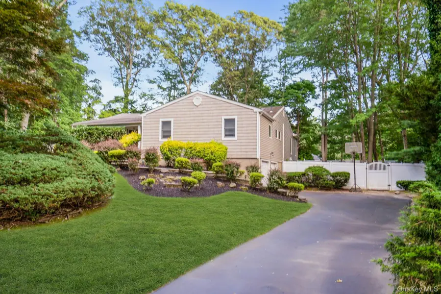 48 Randolph Drive, Dix Hills, NY 11746 - Image #3