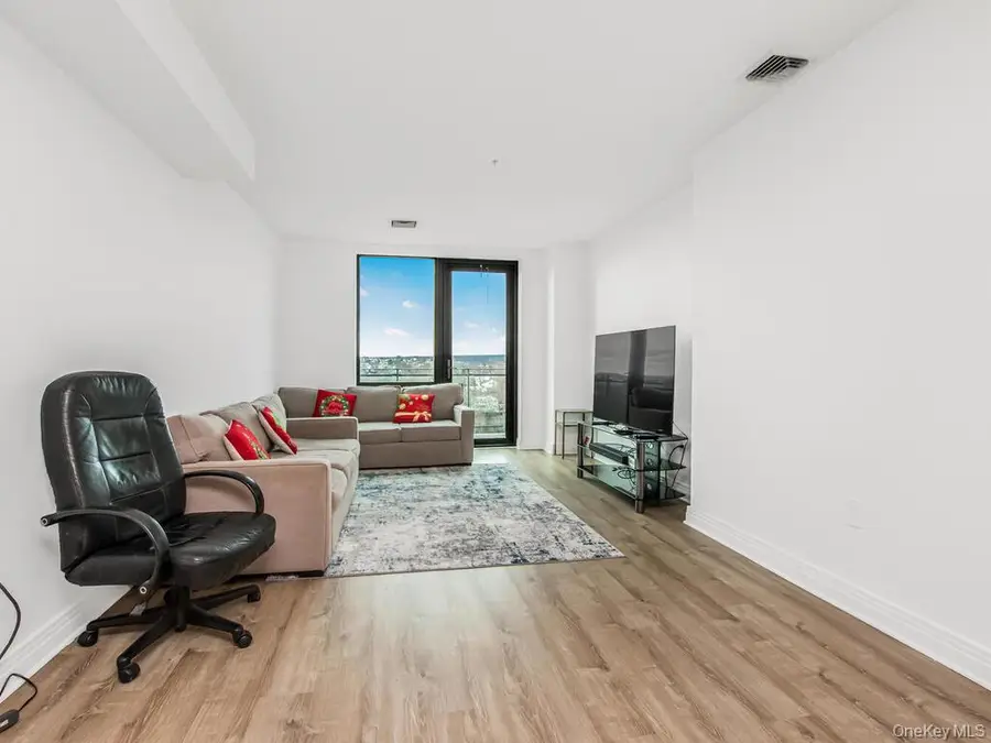 701 Ridge Hill Boulevard #11C, Yonkers, NY 10710 - Image #3