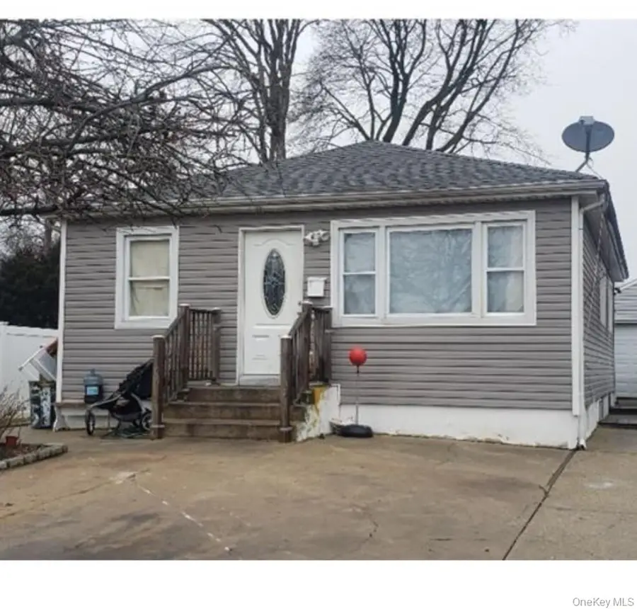 5 Campion Street, Brentwood, NY 11717 - Image #2