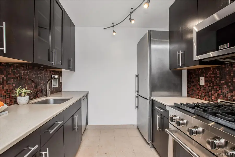2287 Johnson Avenue #10C, Bronx, NY 10463 - Image #2