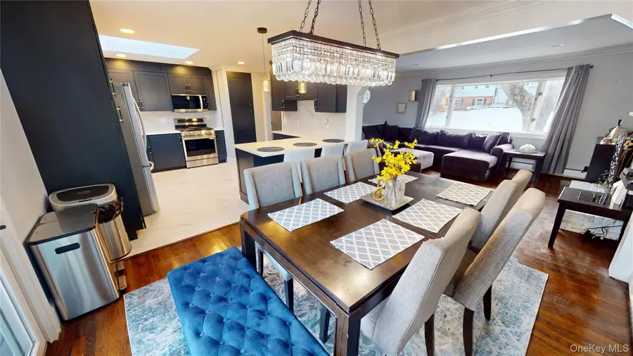 135 Standish Drive, Pearl River, NY 10965 - Image #3