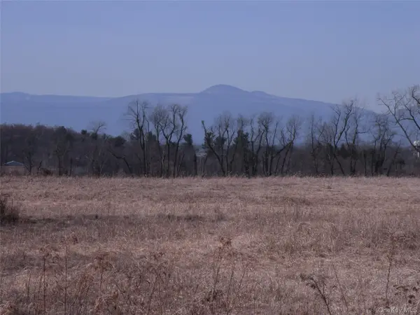 132 Lockwood Road, Hudson, NY 12534