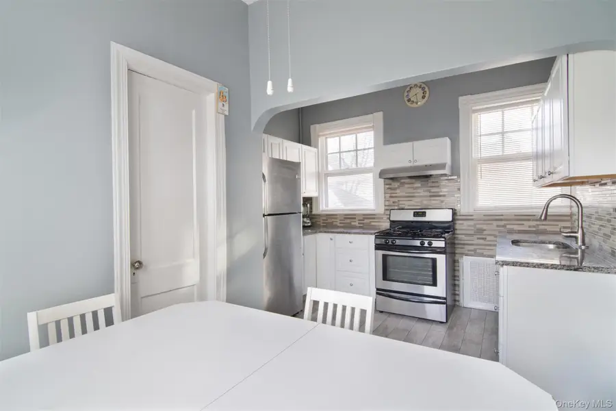 262 N Fulton Avenue, Fleetwood, NY 10552 - Image #3