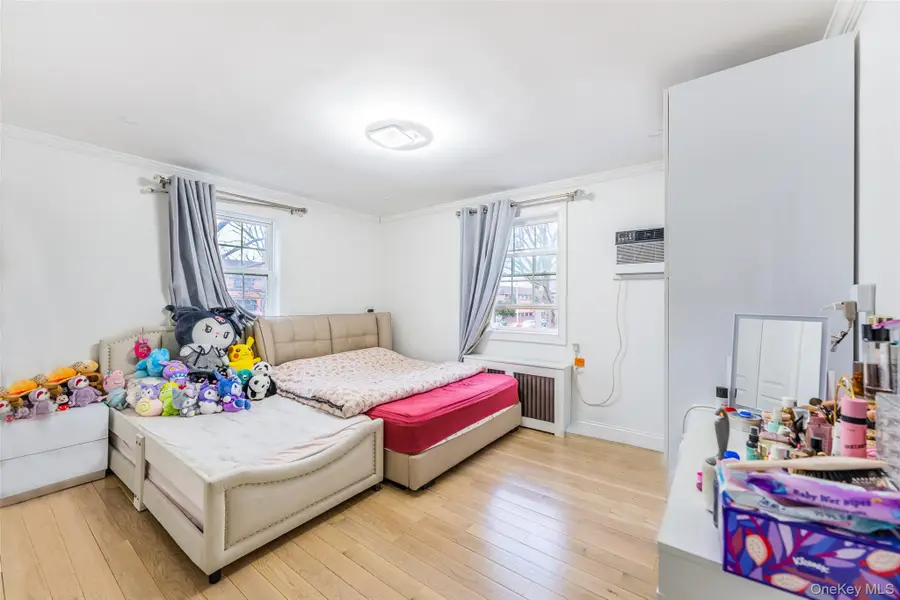 64-57 SPRINGFIELD BLVD Springfield Blvd Boulevard #B, Bayside, NY 11364 - Image #2