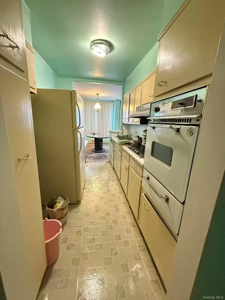 9230 56 Avenue #6C, Elmhurst, NY 11373 - #3