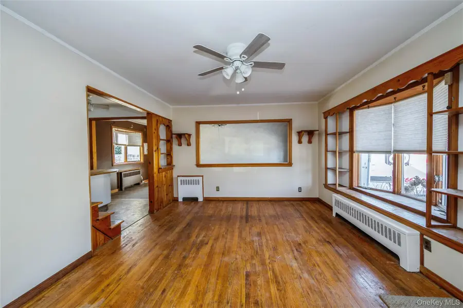 54 31st Street, Copiague, NY 11726 - Image #3