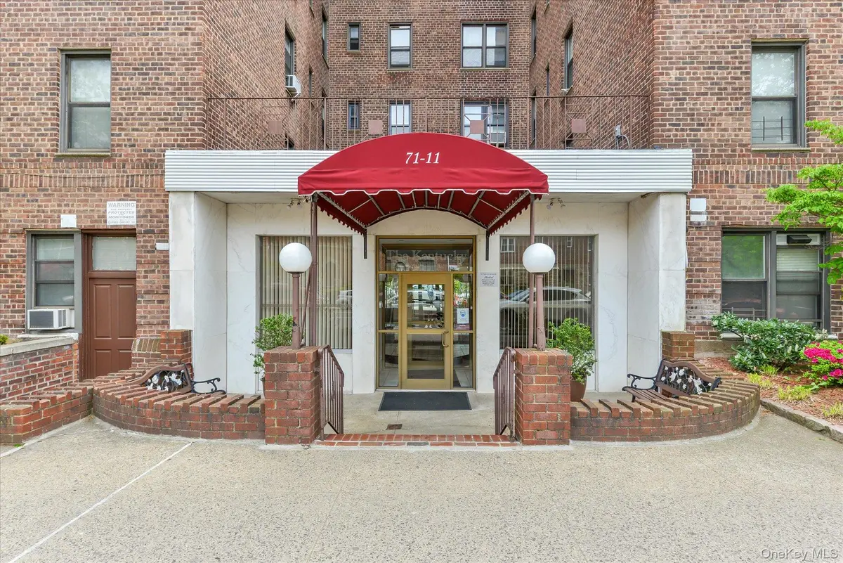 71-11 Yellowstone Boulevard #4A, Forest Hills, NY 11375 - Image #1
