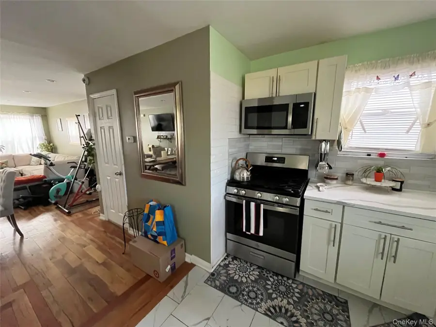 115102 217th Street, Cambria Heights, NY 11411 - Image #3