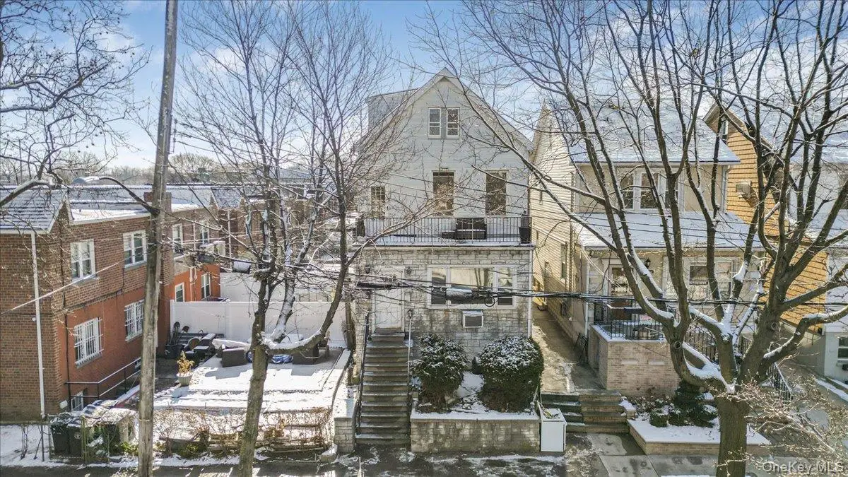 3076 Lasalle Avenue, Bronx, NY 10461 - Image #1