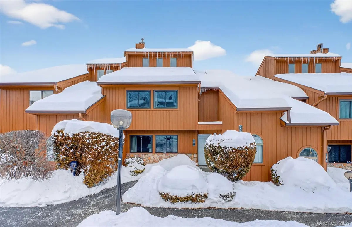 202 Falcon Court, Poughkeepsie, NY 12603 - Image #1