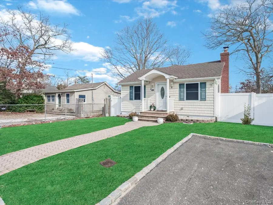 27 Denton Street, Patchogue, NY 11772 - Image #2