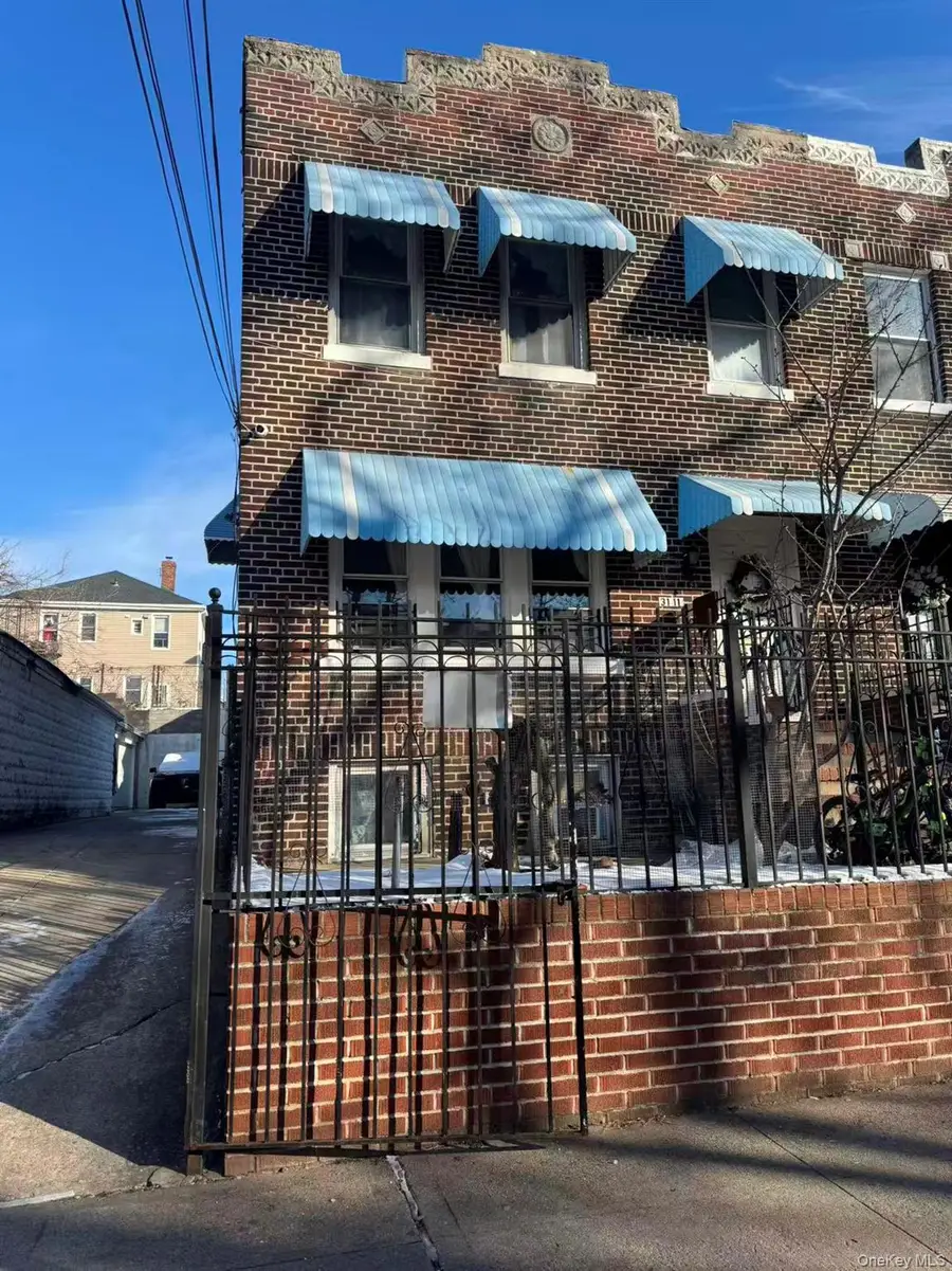 31-11 101st Street, East Elmhurst, NY 11369 - Image #2