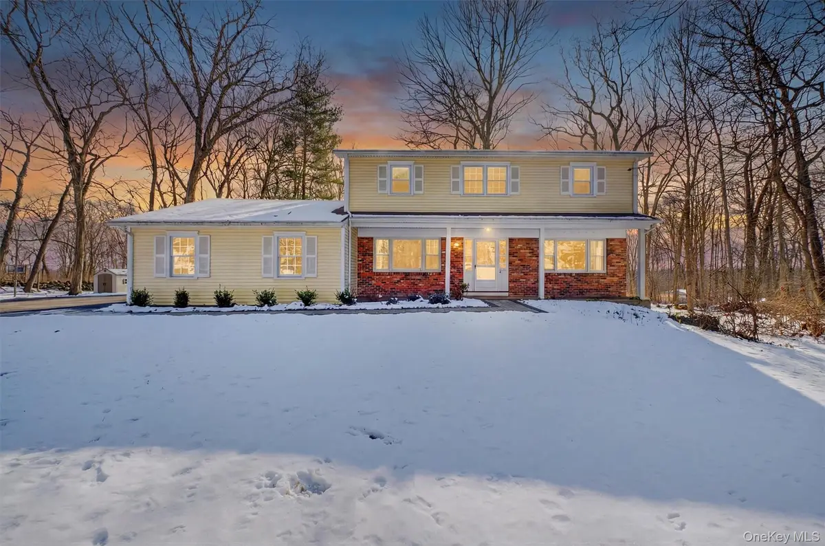 6 Londonderry Lane, Somers, NY 10589 - Image #1