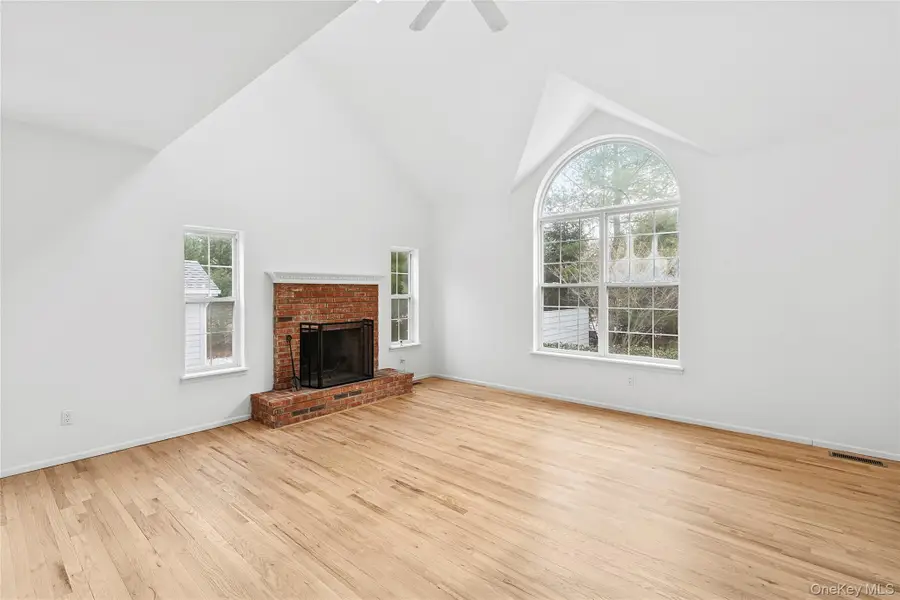 97 Spring Close Highway, East Hampton, NY 11937 - #2