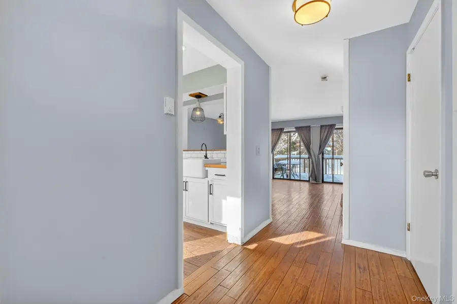 7308 Chelsea Cove N, Hopewell Junction, NY 12533 - Image #3