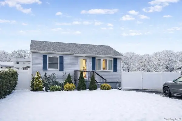 77 Baybright Drive, Shirley, NY 11967