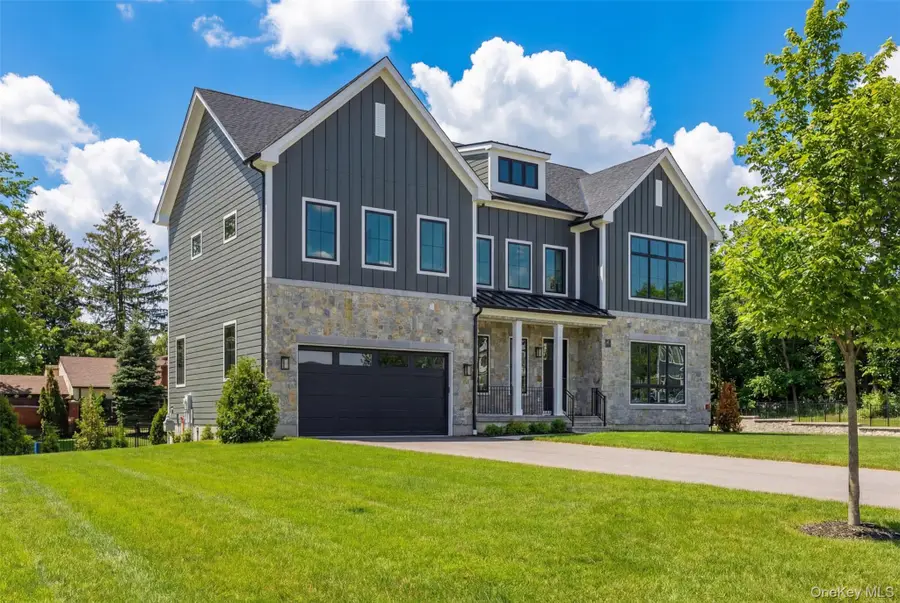 9 Sequoia Circle, Manhasset, NY 11030 - #2