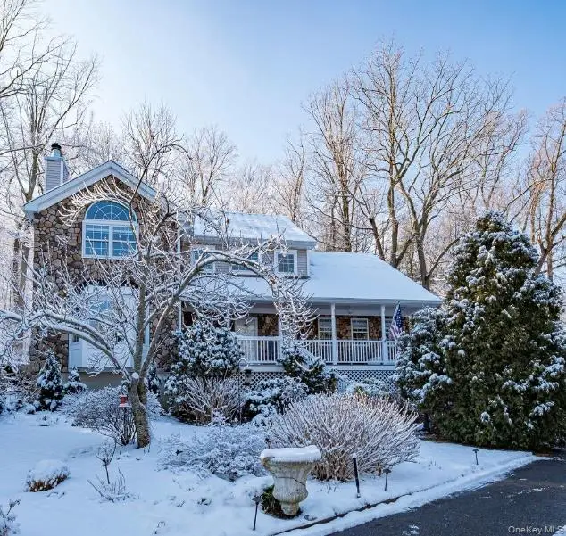 6 Sandy Hollow Road, Centerport, NY 11721 - Image #3