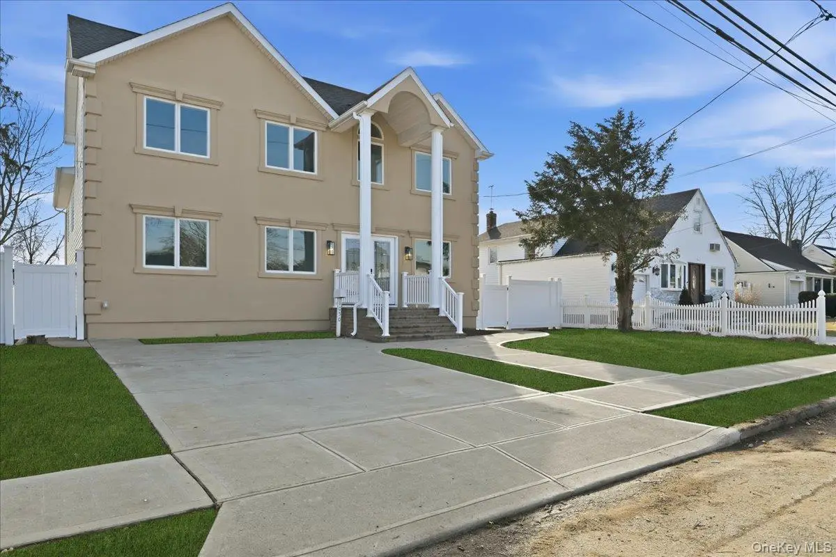 1050 Hastings Street, Baldwin, NY 11510 - Image #1