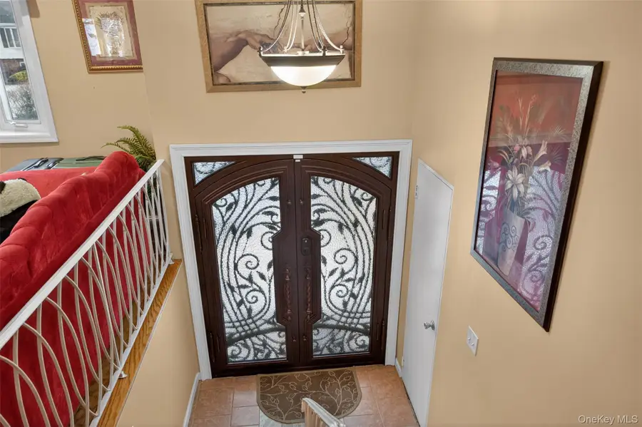 815 Iris Place, West Hempstead, NY 11552 - Image #3