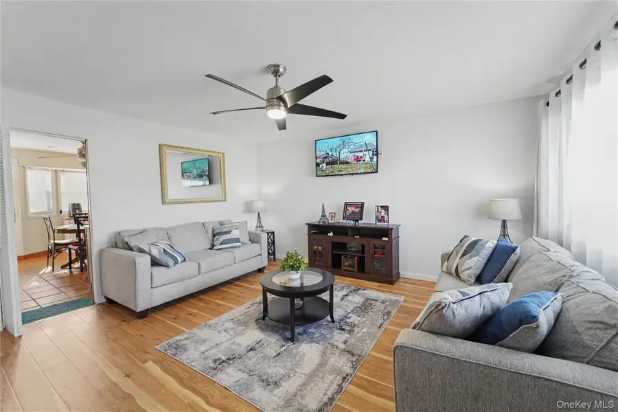 21 Francisco ave Francisco Ave, Central Islip, NY 11722 - Image #3