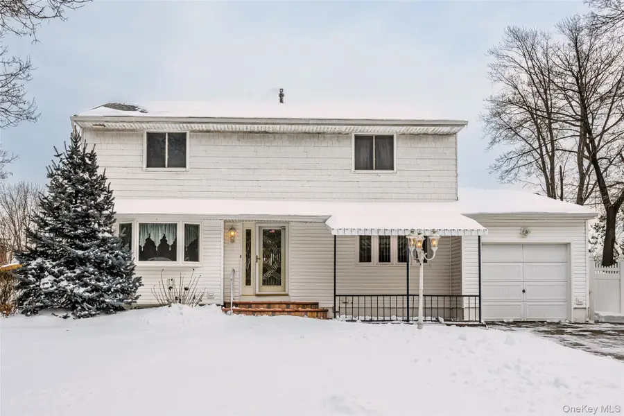 3 Brenner Road, Coram, NY 11727 - #2