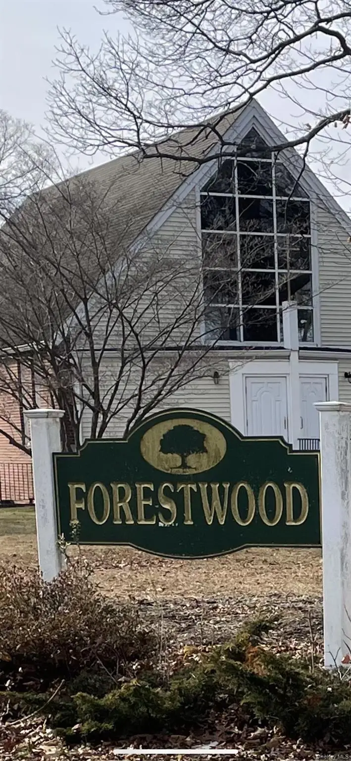 7 Flamingo Drive, Smithtown, NY 11787 - Image #1