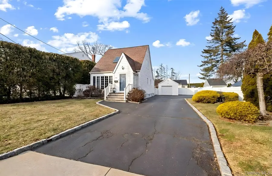 69 Hawthorne Street, Massapequa, NY 11758 - Image #2