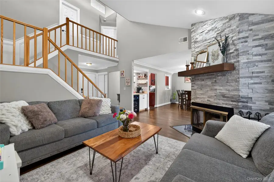 171 Melanie Way, Commack, NY 11725 - #2