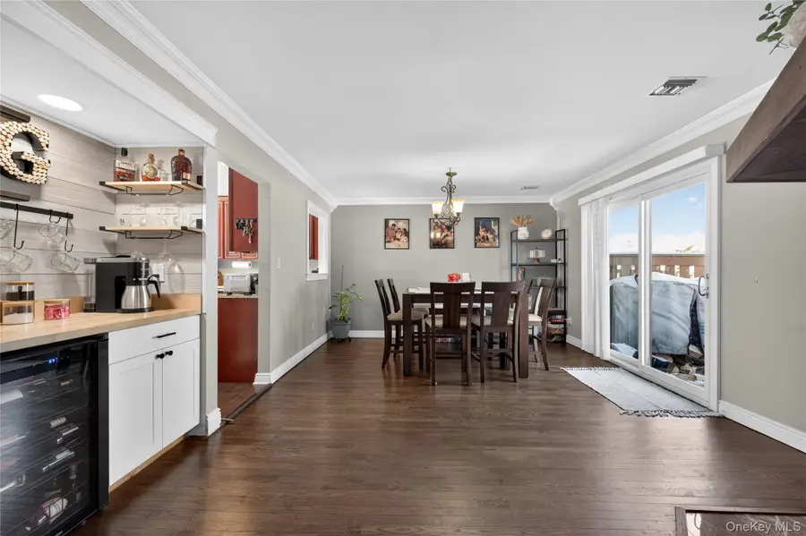 171 Melanie Way, Commack, NY 11725 - #3