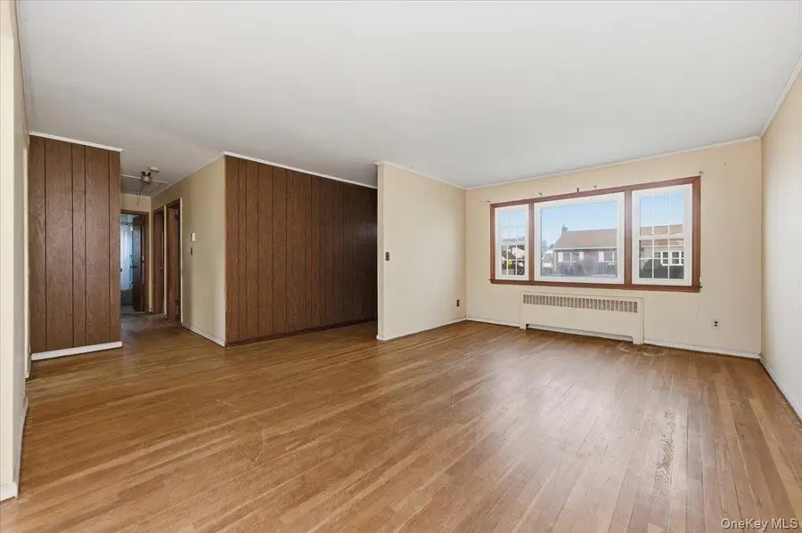 2 Mcleod Street, Massapequa Park, NY 11762 - Image #3