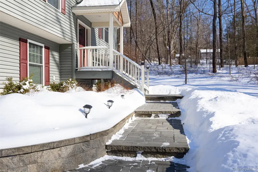 953 Beekman Road, Hopewell Junction, NY 12533 - Image #2