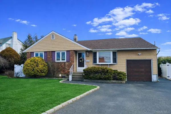 2337 Sycamore Avenue, Wantagh, NY 11793